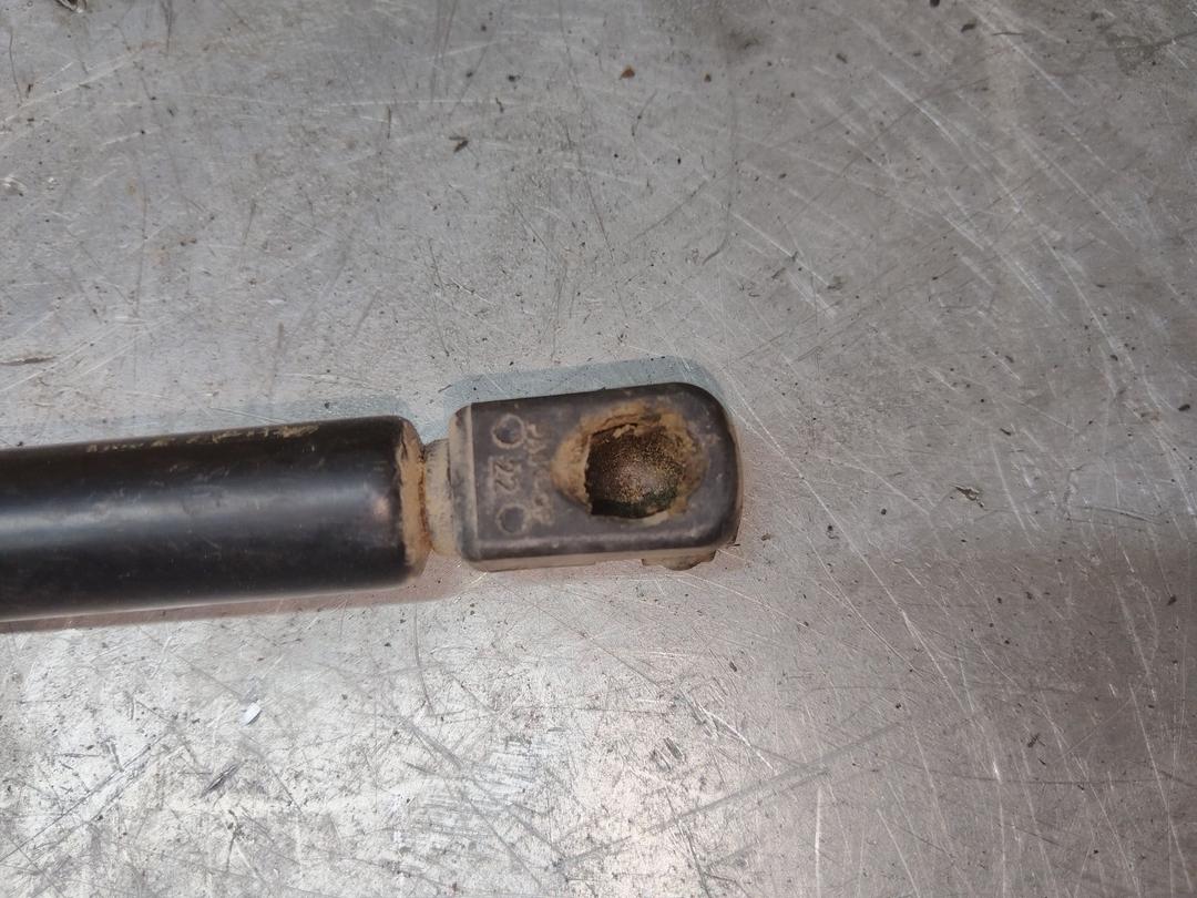 Амортизатор крышки багажника (3-5 двери) ELH3XO Opel Astra купить