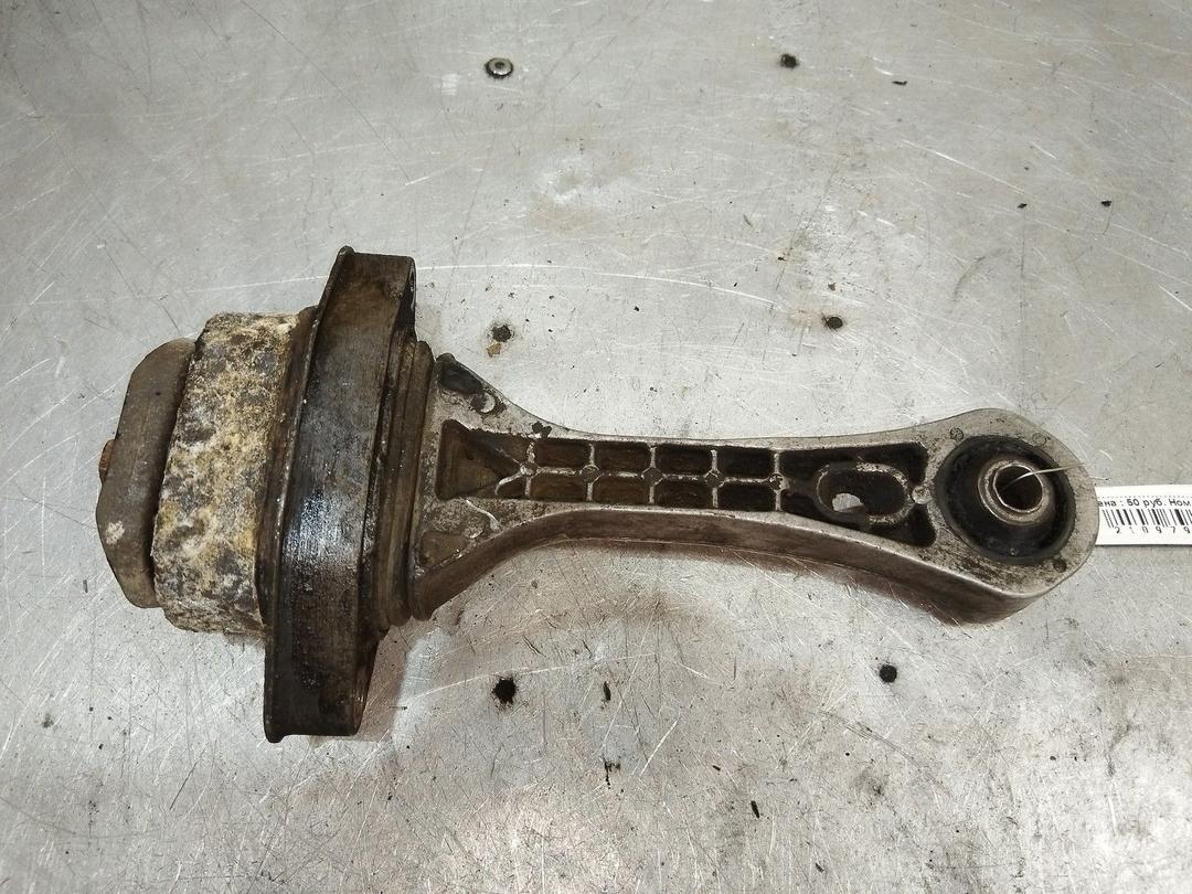 Подушка крепления КПП 3BQLL3 Volkswagen Golf - Фото 3