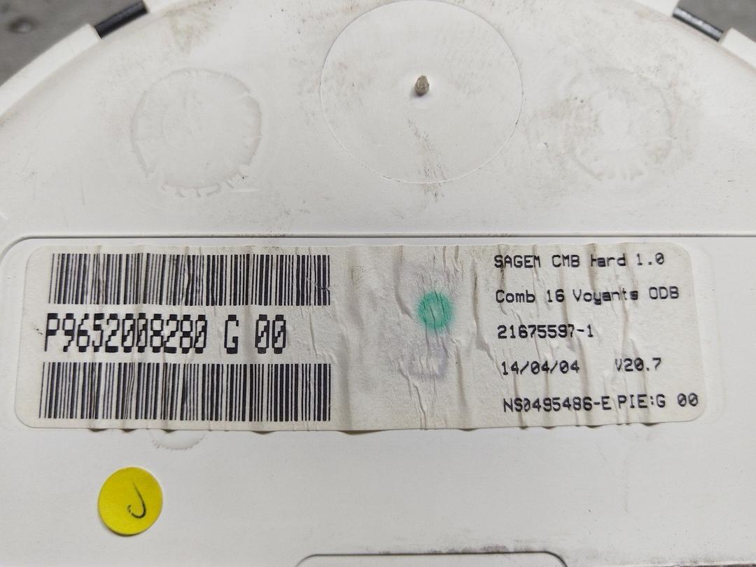 Щиток приборов (приборная панель) U28V3R Citroen C3 купить в магазине запчастей бу