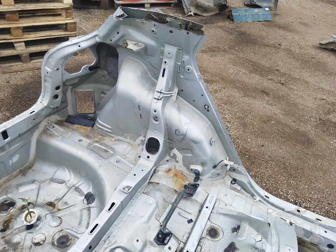 Крыло заднее левое 2O1YB9 Toyota Corolla купить с доставкой. Огромный выбор запчастей и марок авто. У нас есть практически все.