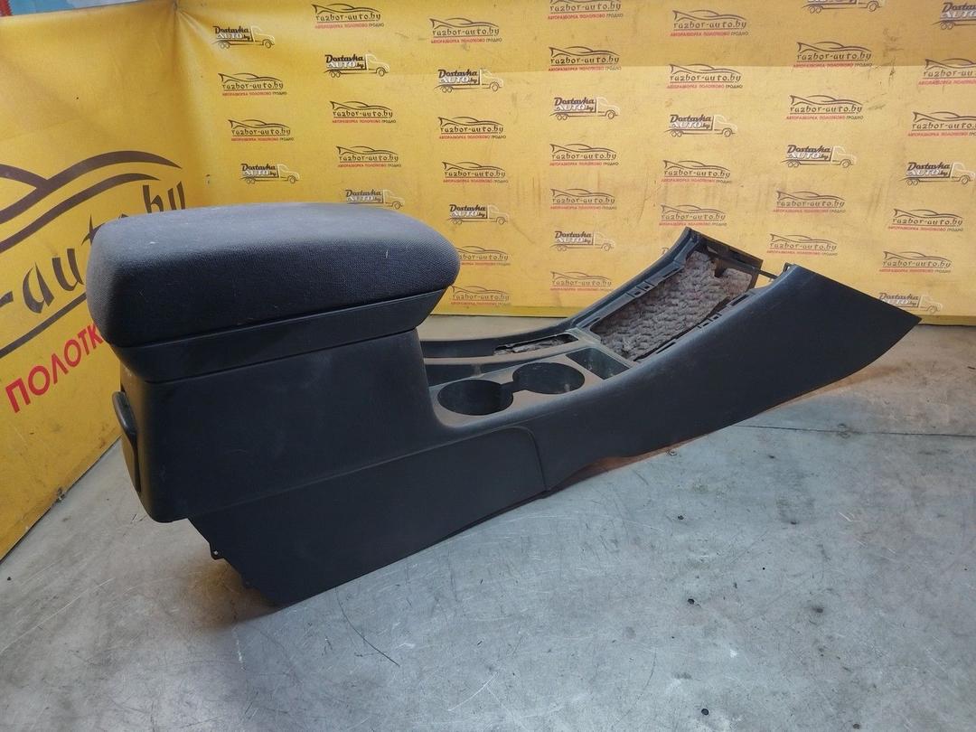 Консоль салона (кулисная часть) ISNVUJ Toyota Corolla купить в магазине запчастей бу