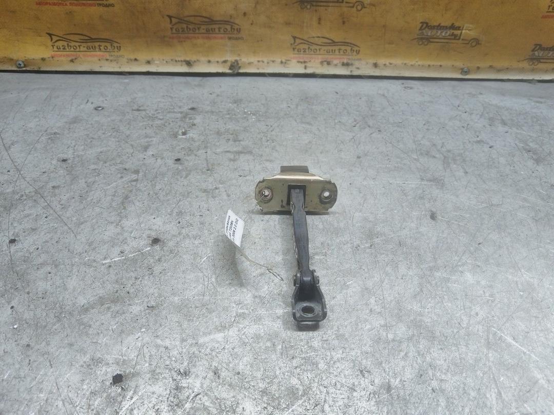 Ограничитель открывания двери передней T2036N Mitsubishi Grandis купить в магазине запчастей бу