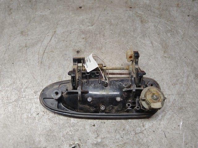 Ручка наружная передняя правая ZLDR2X Mazda 626 купить