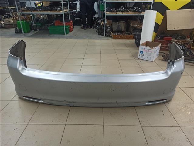 Бампер задний C0EE0C Toyota Avensis Verso