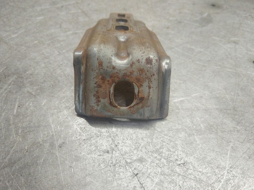 Кронштейн 2E2AWJ Ford Fusion undefined