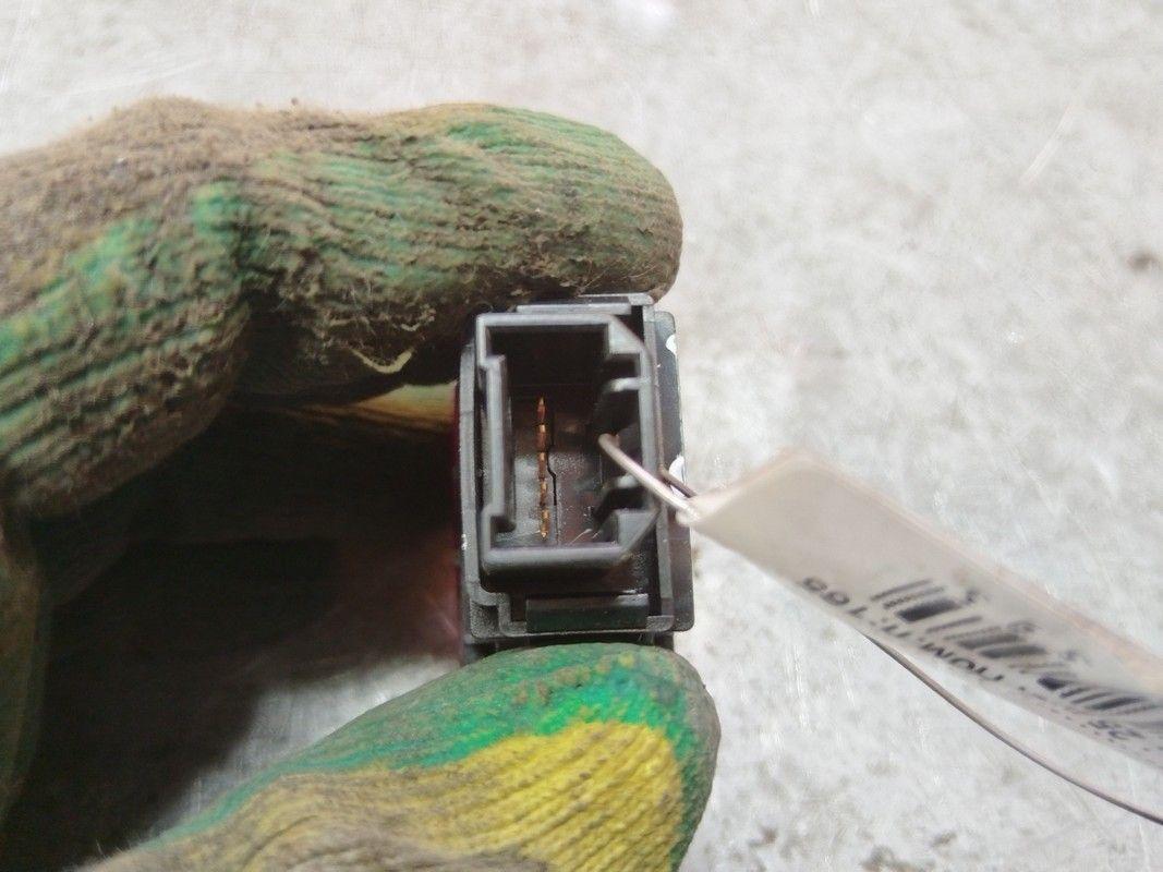 Кнопка аварийной сигнализации 9ZXQ71 Honda Accord купить в магазине запчастей бу