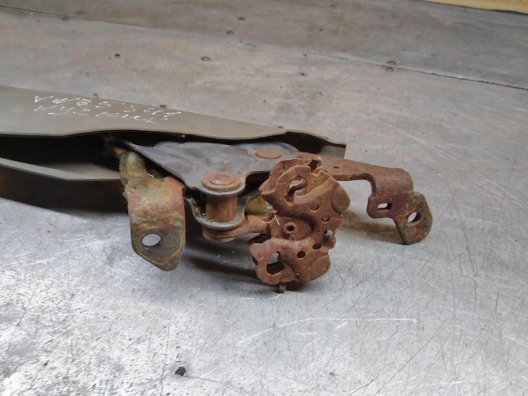 Рычаг ручного тормоза (ручника) 3CR051 Volkswagen Passat купить