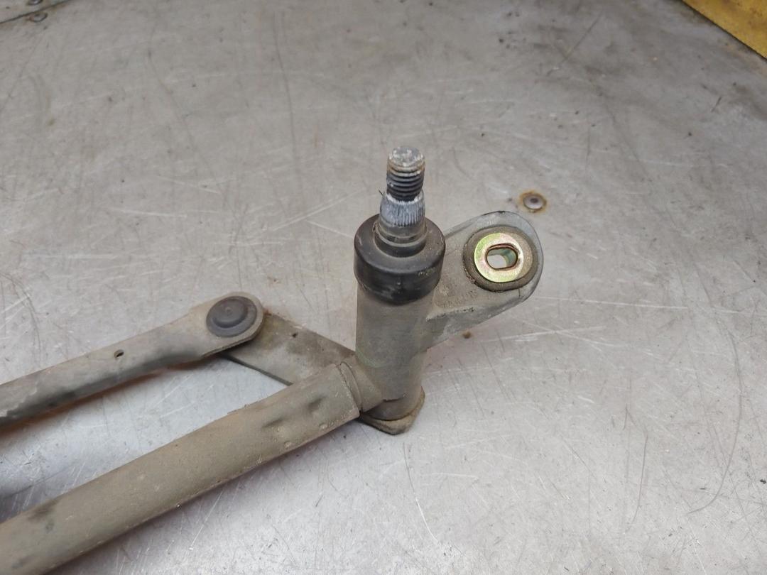 Механизм стеклоочистителя (трапеция дворников) XNQZ76 Peugeot 406 купить