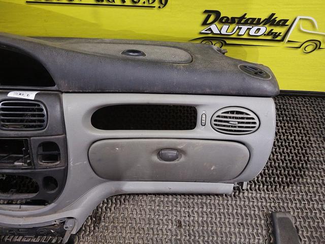 Дефлектор обдува салона Q677SF Renault Scenic RX4 купить в магазине запчастей бу