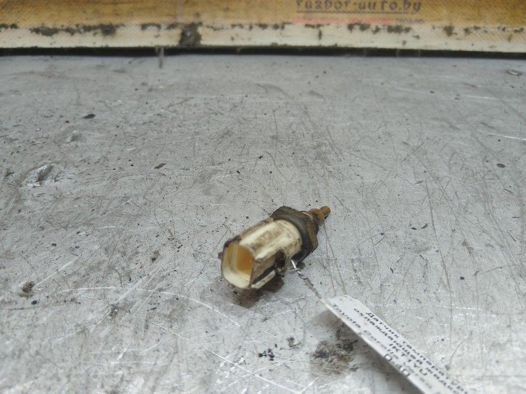 Датчик температуры охлаждающей жидкости IKT1YU Toyota Corolla Verso - Фото 2