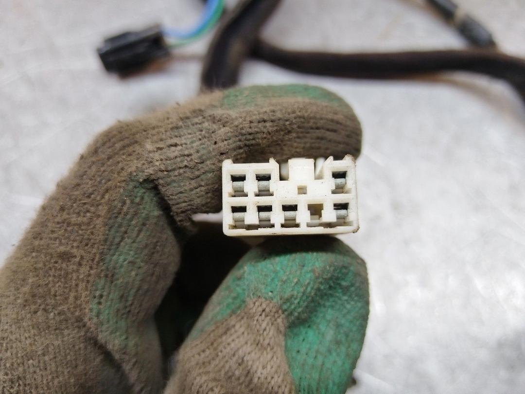 Проводка двери задней правой D2IR6O Kia Sorento купить с доставкой