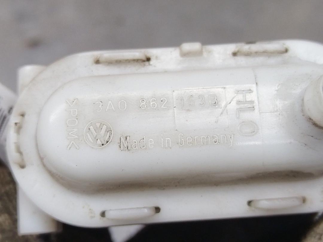 Активатор (привод) замка двери WZJR3H Volkswagen Passat купить в магазине запчастей бу