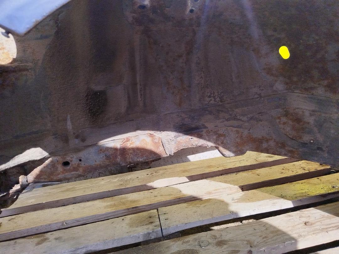 Крыло заднее правое UPEB35 Volkswagen Touran купить с доставкой. Огромный выбор запчастей и марок авто. У нас есть практически все.