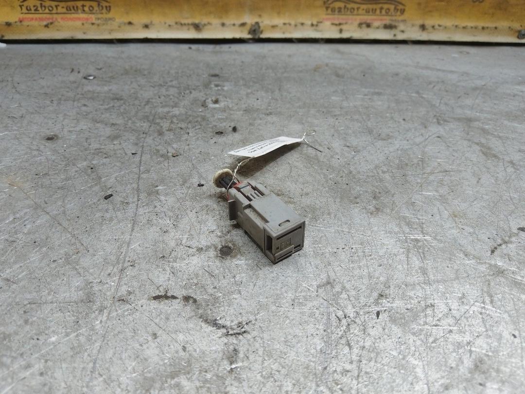 Датчик положения педали сцепления 7J2YU6 Opel Zafira купить с доставкой