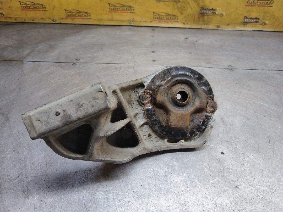 Опора амортизатора верхняя (чашка) Y58ZM1 Alfa Romeo 147 купить на авторазборке