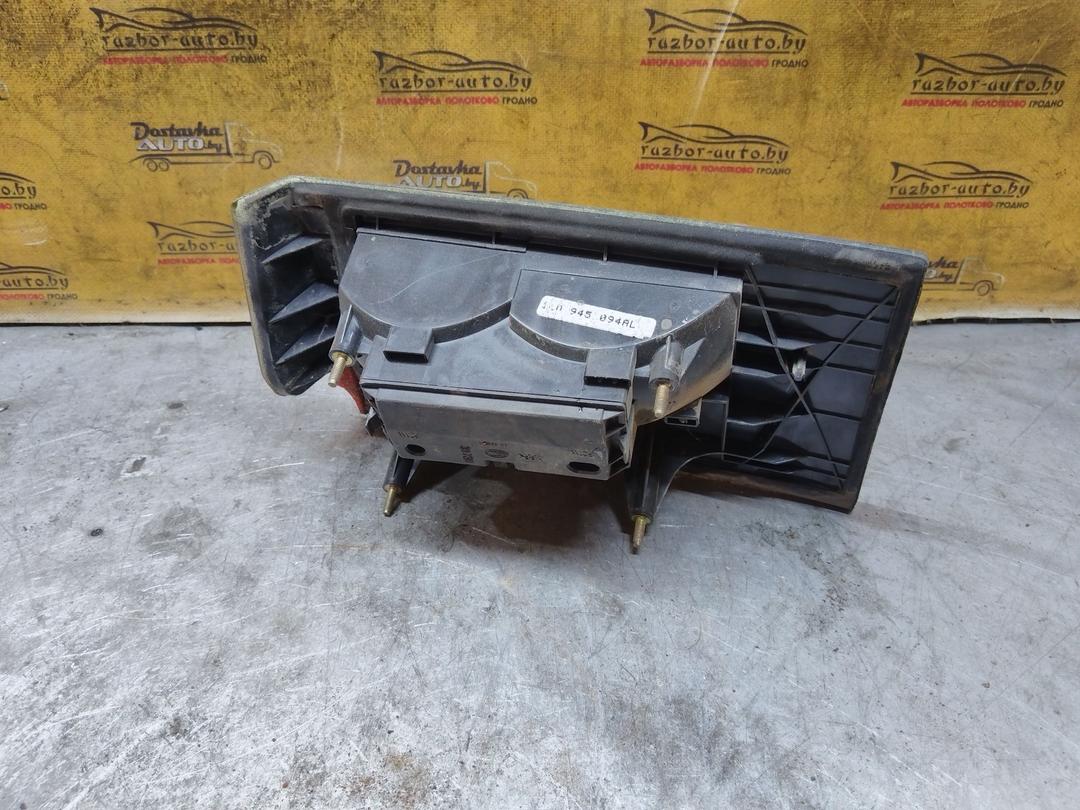 Фонарь крышки багажника правый QE3T9C Seat Toledo купить с доставкой. Огромный выбор запчастей и марок авто. У нас есть практически все.