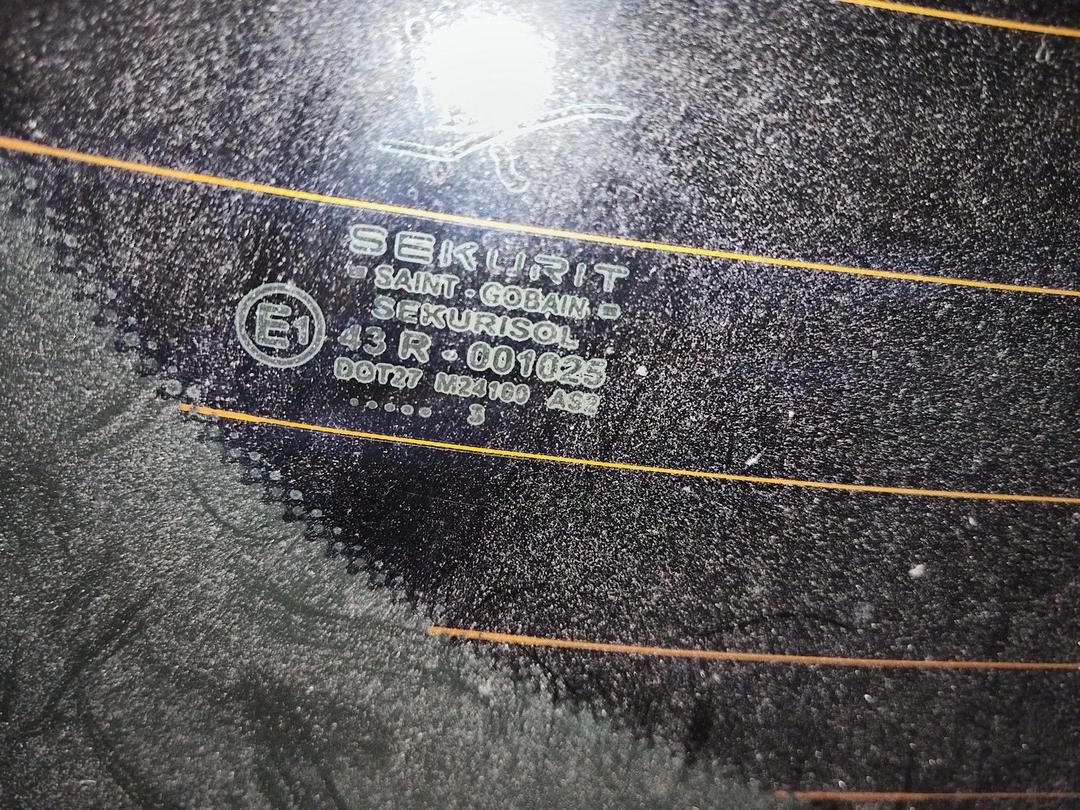 Стекло заднее DBZA8P Saab 9-3 - Фото 2