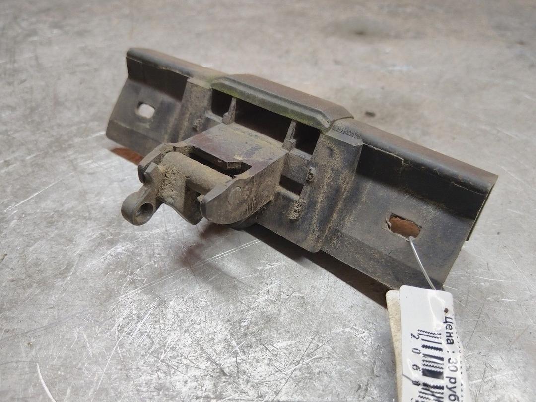 Кнопка открытия багажника XIR7D1 Volkswagen Jetta купить с доставкой