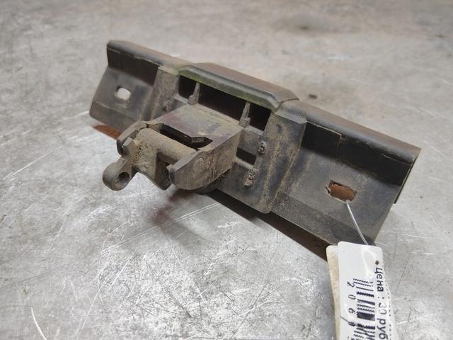 Кнопка открытия багажника XIR7D1 Volkswagen Jetta купить с доставкой