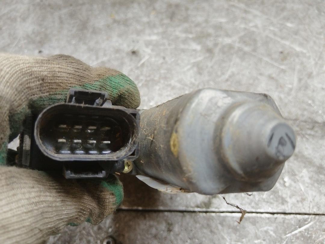 Моторчик стеклоподъемника передний правый BPJD8F Audi A6 купить с доставкой