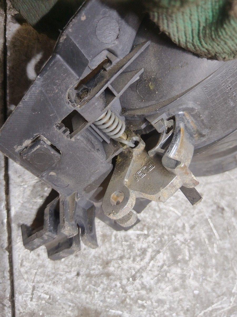 Ручка внутренняя передняя правая 25D71B Citroen C3 купить на авторазборке