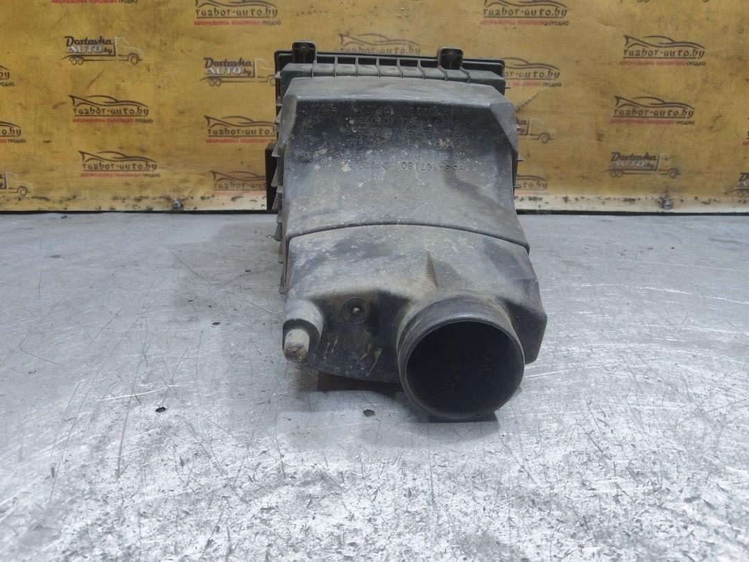 Корпус воздушного фильтра U7KB31 Citroen Xsara Picasso - Фото 4