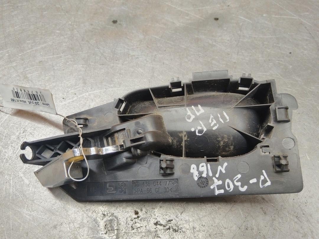 Ручка внутренняя передняя правая E44E65 Peugeot 307 - Фото 2