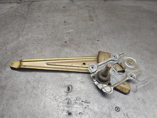 Стеклоподъемник задний левый PV2W2E Toyota Yaris Verso купить