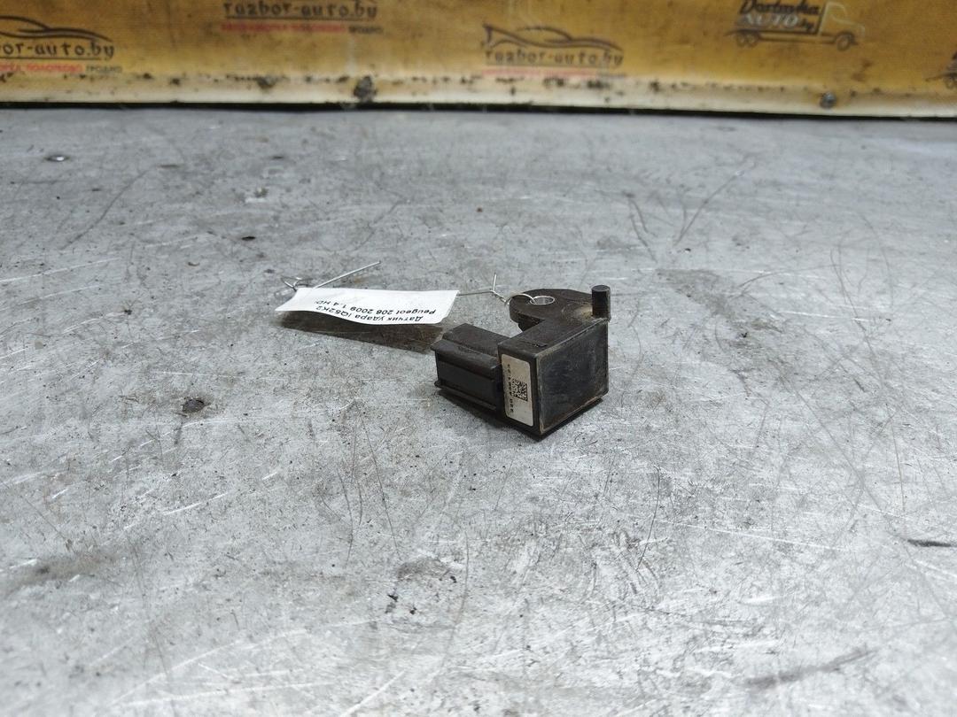 Датчик удара IQ52K2 Peugeot 206 купить