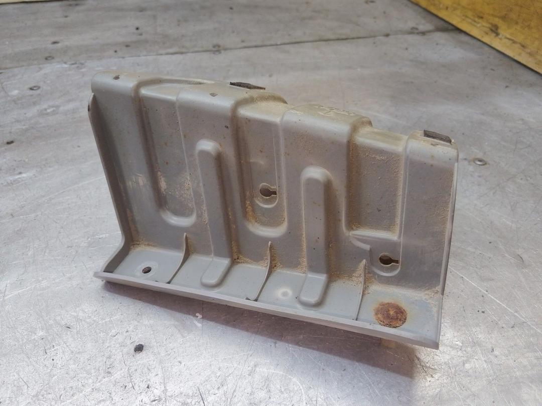 Кронштейн крепления бампера заднего KUWBH6 Kia Sorento - Фото 1