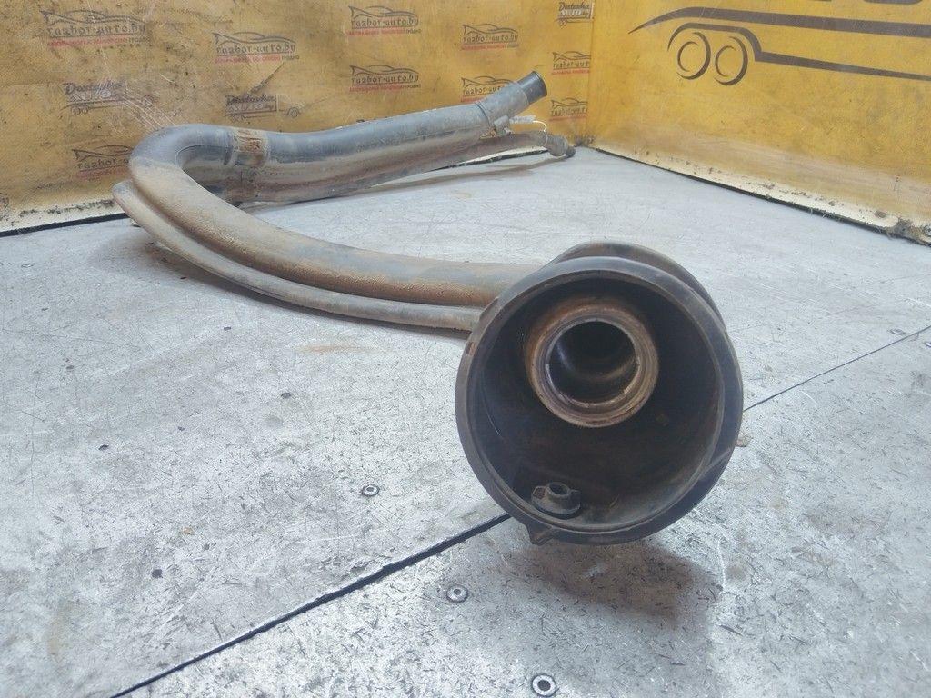 Горловина топливного бака 8S35CF Toyota Corolla Verso - Фото 2