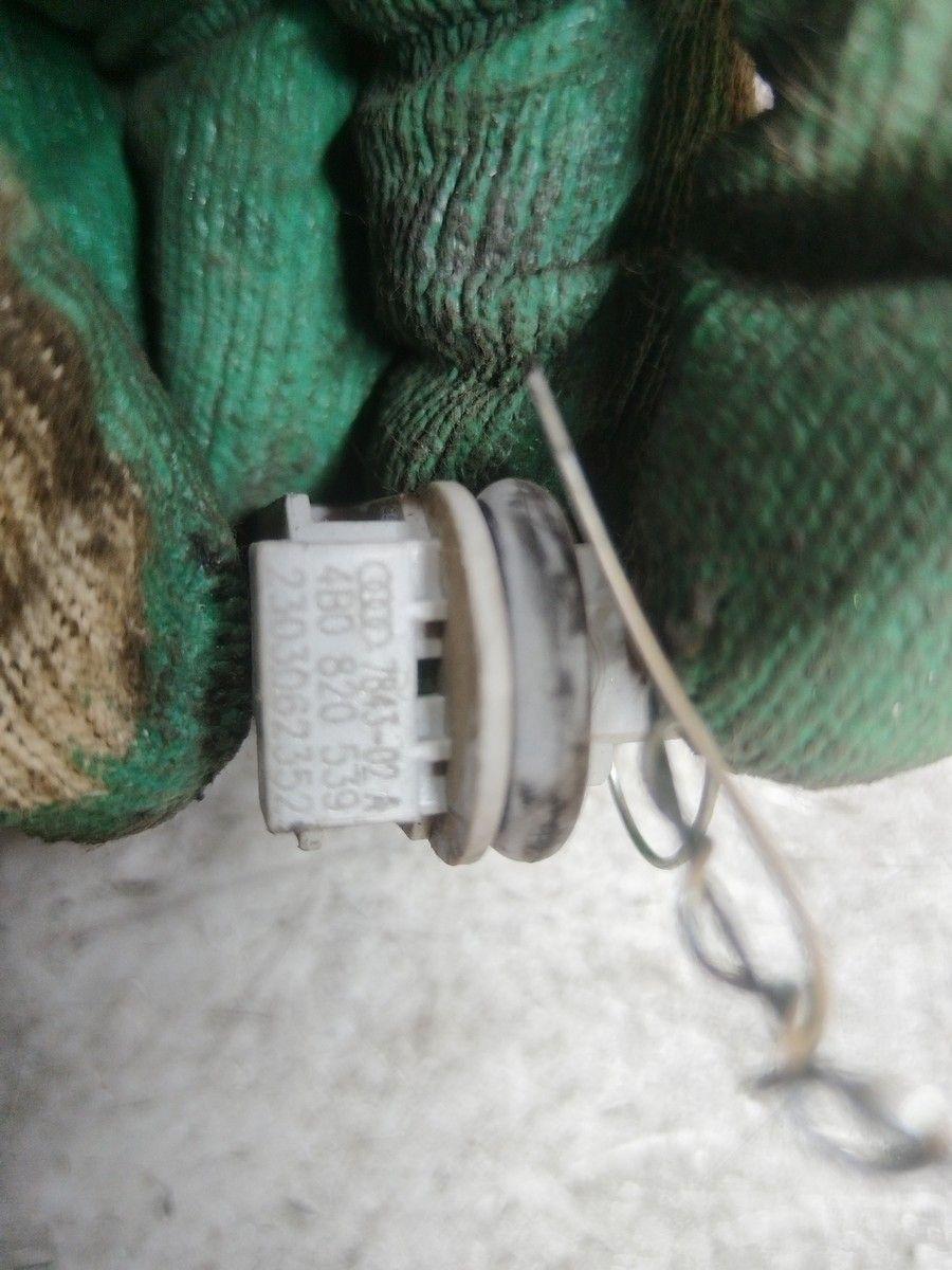 Датчик температуры OQU360 Skoda Octavia купить на авторазборке