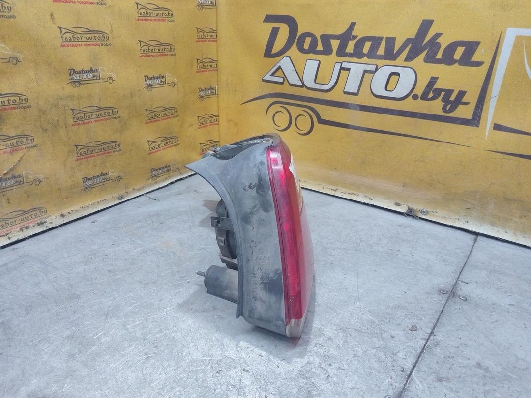 Фонарь задний правый E958Z9 Fiat Linea купить в магазине запчастей бу