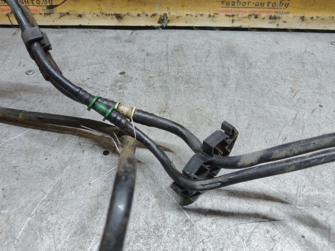 Трубка топливная 8JM1E0 Peugeot 607 купить с доставкой