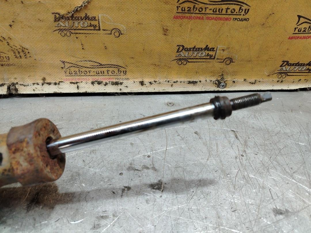 Амортизатор задний левый F07JGS Nissan Primera - Фото 2