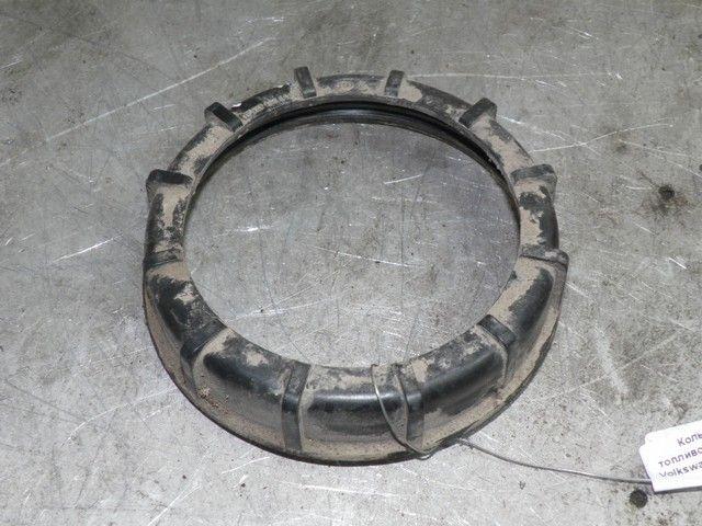 Кольцо зажимное топливозаборника M9NV6Y Volkswagen Golf