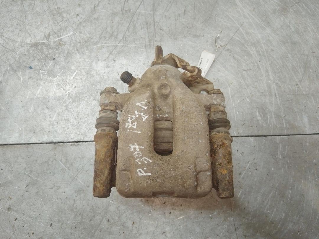 Суппорт задний левый 7Q1P13 Peugeot 307 купить