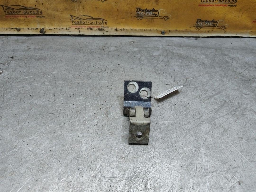 Петля двери задней правой KA9HES Volkswagen Golf купить с доставкой