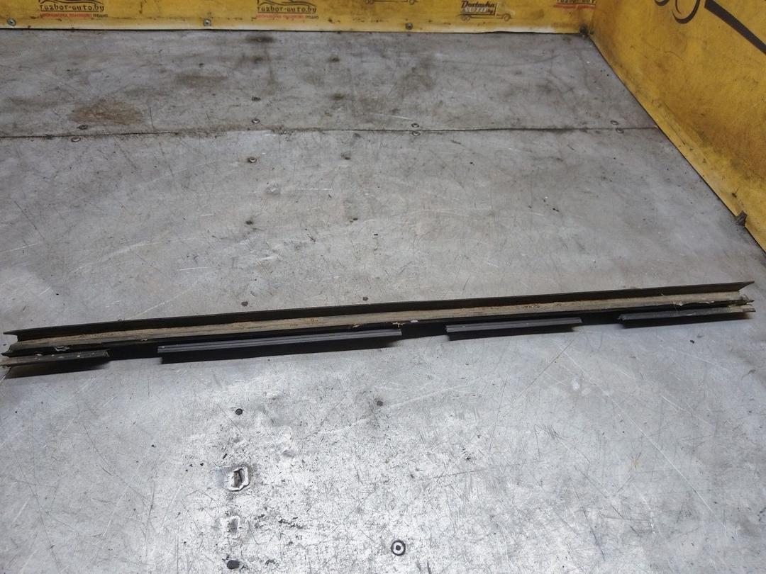 Молдинг двери задней левой ZPFGMU Volkswagen Passat купить