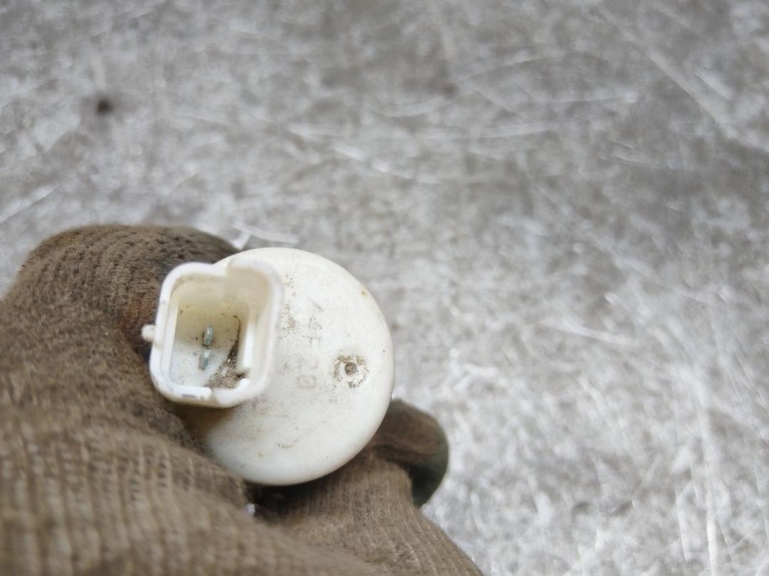 Насос (моторчик) омывателя стекла UFMGTH Peugeot 307 купить на авторазборке