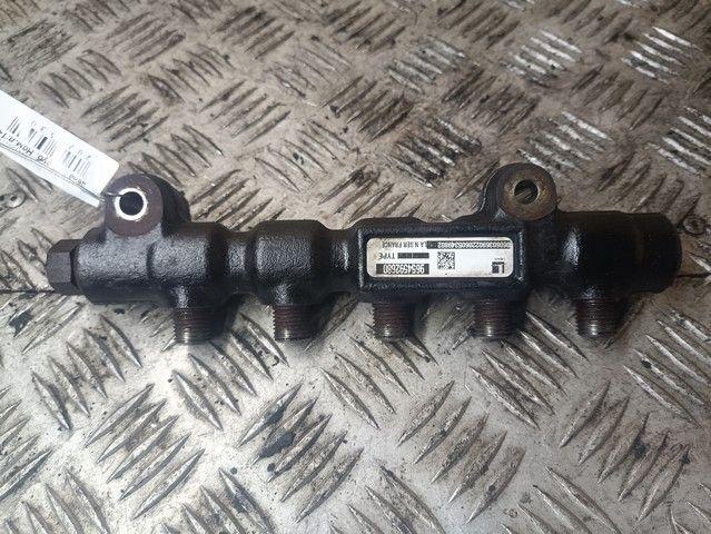 Топливная рампа Y2HL96 Ford Focus - Фото 1