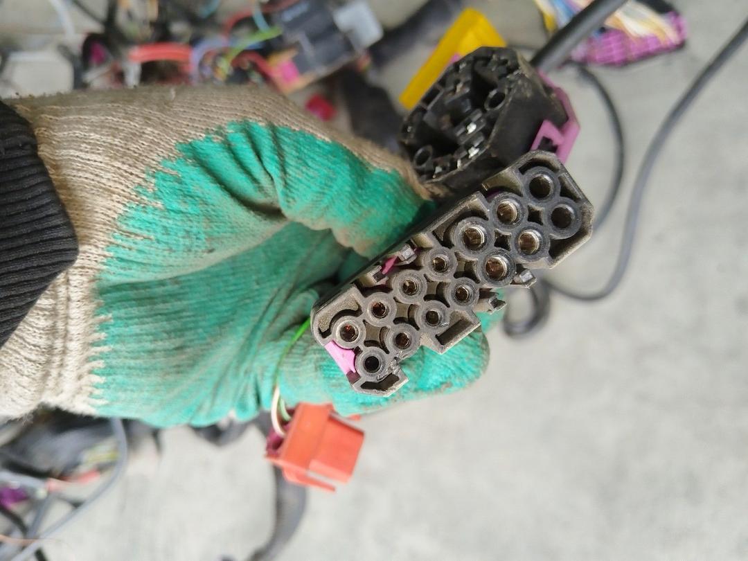 Проводка C2G3QW Audi A4 undefined