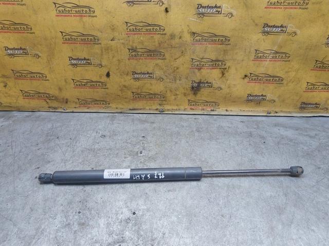 Амортизатор крышки багажника (3-5 двери) ZOAU63 Seat Alhambra undefined