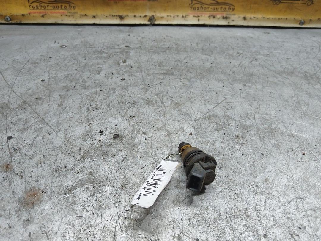 Форсунка G0U6YE Peugeot 405 купить с доставкой