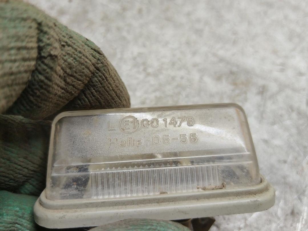 Подсветка номера PHD9J3 Toyota Avensis купить в магазине запчастей бу