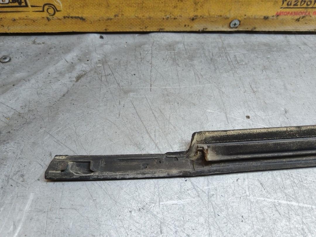 Молдинг стекла двери задней правой наружный 2WZ9G8 Renault Scenic купить с доставкой