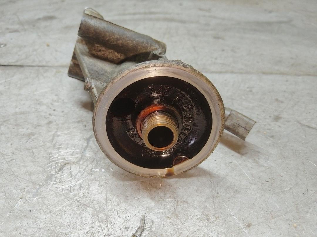 Корпус масляного фильтра K33E1Q Citroen Xsara Picasso - Фото 2