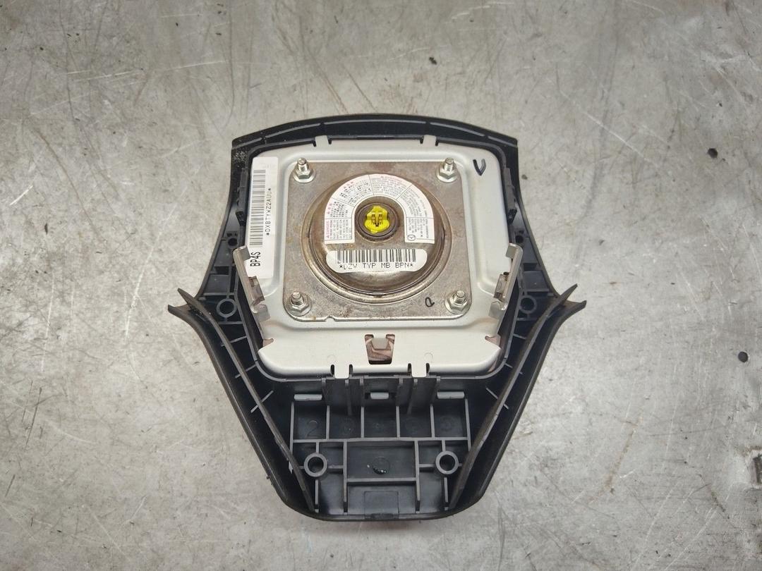 Подушка безопасности водителя 8GPADX Mazda 3 купить