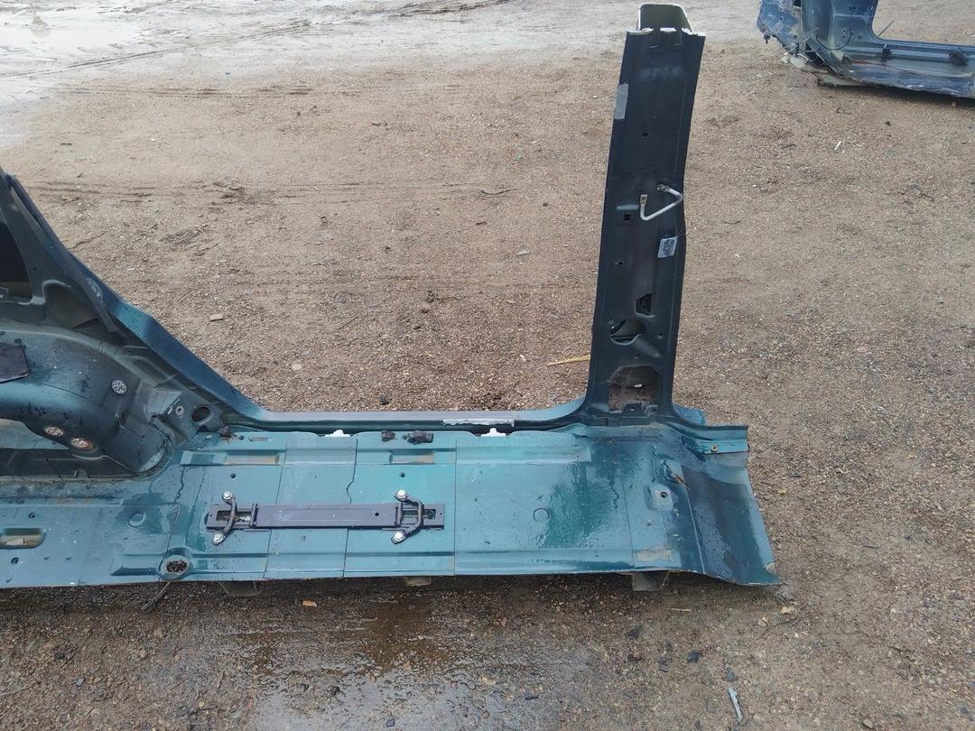 Стойка кузовная центральная левая 2CT0Y5 Volkswagen Sharan undefined