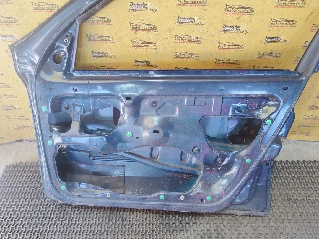 Дверь передняя правая 4UTLQ5 Renault Laguna undefined